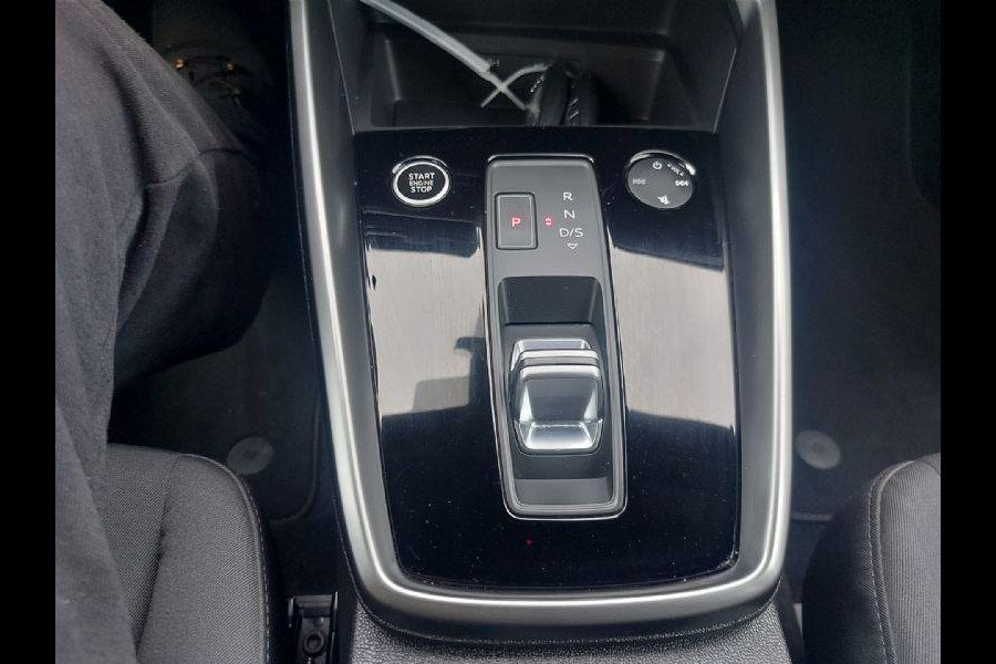 Audi A3 Sportback 40 TFSI e Edition Automaat, airco,cruise,parkeersensoren,Dab,multimedia radio,