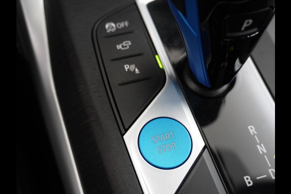 BMW i4 M50 M Sport 84 kWh RIJKLAAR INCL. GARANTIE | LASER | 360 CAMERA | ACTIVE CRUISE |