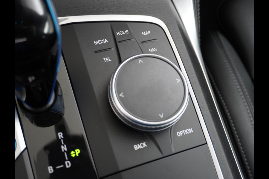 BMW i4 M50 M Sport 84 kWh RIJKLAAR INCL. GARANTIE | LASER | 360 CAMERA | ACTIVE CRUISE |