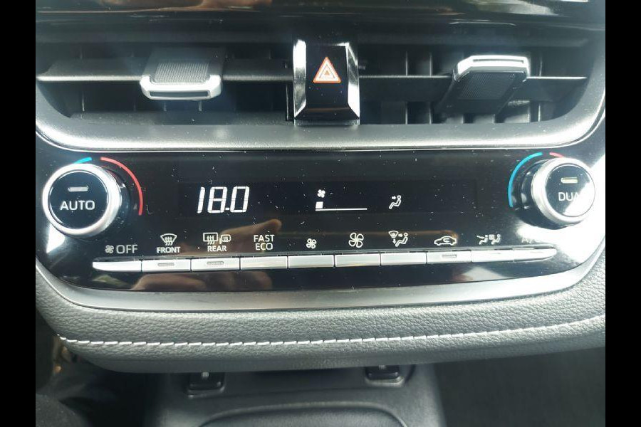 Toyota Corolla Touring Sports 2.0 Hybrid Business Plus
