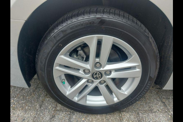 Toyota Corolla Touring Sports 2.0 Hybrid Business Plus