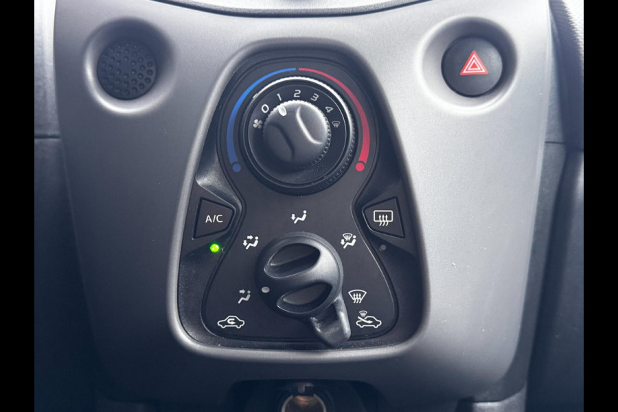 Peugeot 108 1.0 e-VTi Active / Airco / Bluetooth / NED-108 / C.V. Met Afstandsbediening + Elek. Pakket