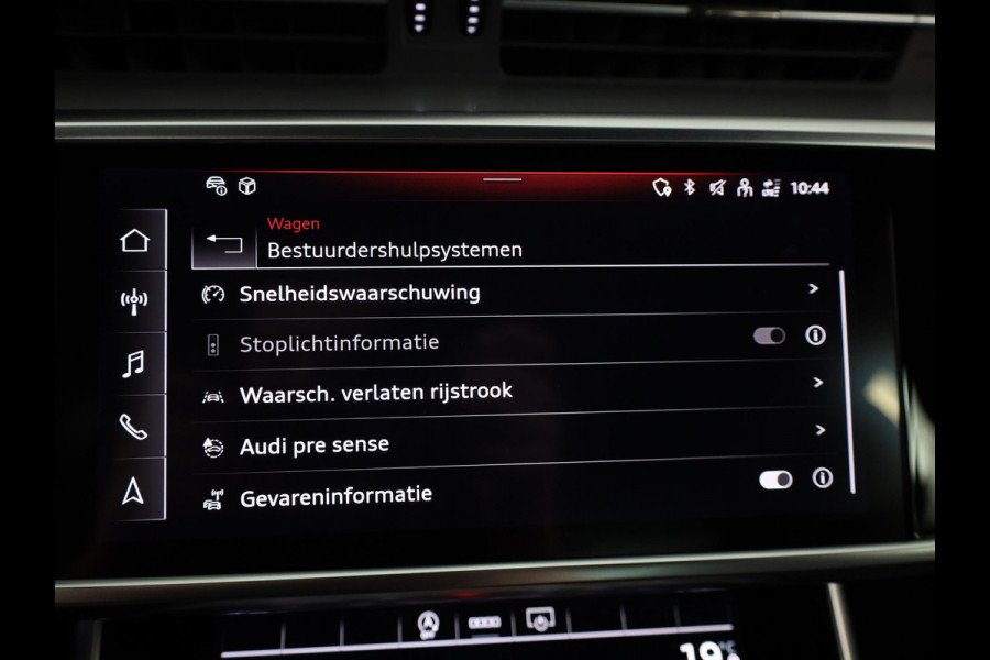 Audi A6 Limousine S Edition 40 TFSI Private lease vanaf €908pm | 204 pk S-Tronic | Verlengde garantie | Navigatie | Parkeersensoren | Achteruitrijcamera | Stoelverwarming | S-Line |