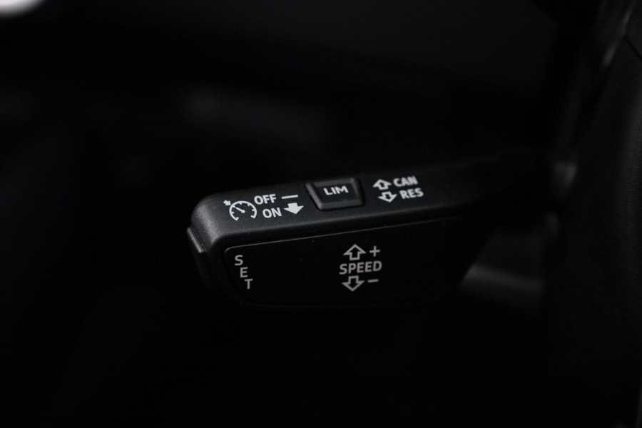 Audi A6 Limousine S Edition 40 TFSI Private lease vanaf €908pm | 204 pk S-Tronic | Verlengde garantie | Navigatie | Parkeersensoren | Achteruitrijcamera | Stoelverwarming | S-Line |