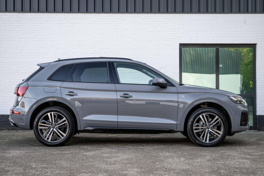 Audi Q5 55 TFSI e S-Line Massage Nardo Grey B&O Panorama