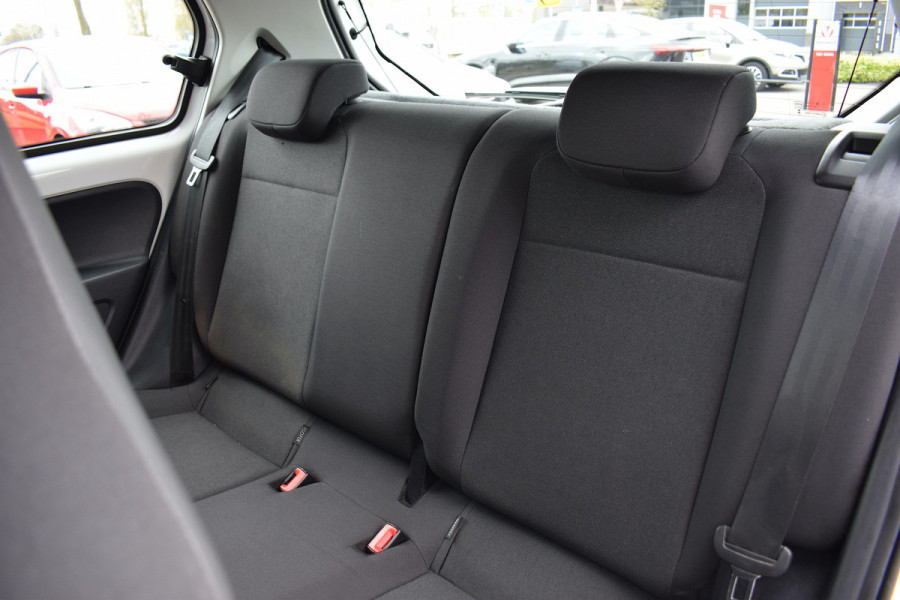 Volkswagen up! 1.0 BMT move up! | Airco | Bluetooth | Elektrische Ramen