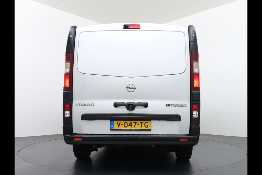 Opel Vivaro CDTi Bi-Turbo126pk Navi 2xCamera PDC Airco Cruise-C DAB+ Regen-Lichtsensor Bluetooth Wandbetimmering Schuifdeur Achterklep Super nette bus 1e Eigenaar Euro 6