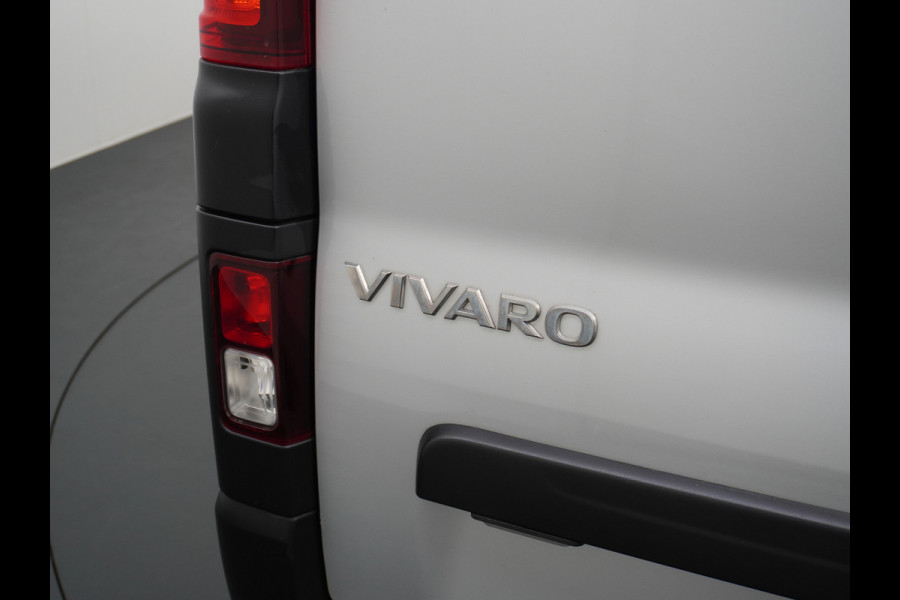 Opel Vivaro CDTi Bi-Turbo126pk Navi 2xCamera PDC Airco Cruise-C DAB+ Regen-Lichtsensor Bluetooth Wandbetimmering Schuifdeur Achterklep Super nette bus 1e Eigenaar Euro 6