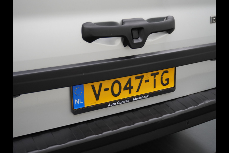 Opel Vivaro CDTi Bi-Turbo126pk Navi 2xCamera PDC Airco Cruise-C DAB+ Regen-Lichtsensor Bluetooth Wandbetimmering Schuifdeur Achterklep Super nette bus 1e Eigenaar Euro 6