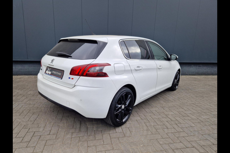 Peugeot 308 1.2 PureTech /Led /Pano /Carplay /Android auto