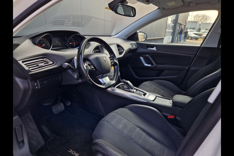 Peugeot 308 1.2 PureTech /Led /Pano /Carplay /Android auto