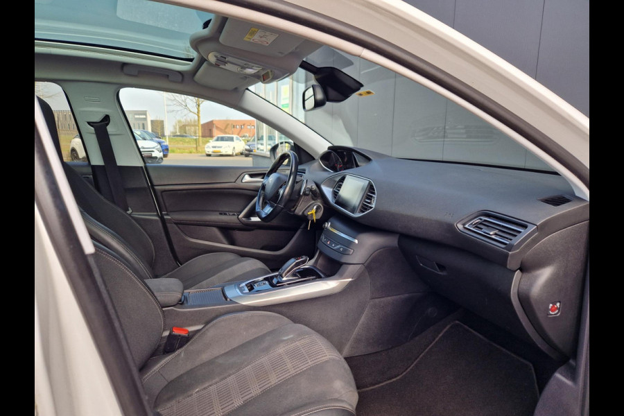 Peugeot 308 1.2 PureTech /Led /Pano /Carplay /Android auto