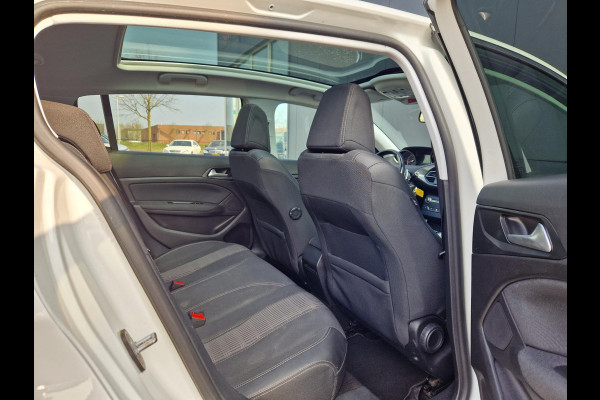 Peugeot 308 1.2 PureTech /Led /Pano /Carplay /Android auto