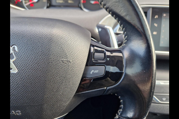 Peugeot 308 1.2 PureTech /Led /Pano /Carplay /Android auto