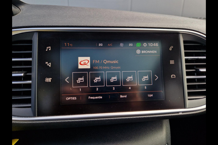Peugeot 308 1.2 PureTech /Led /Pano /Carplay /Android auto