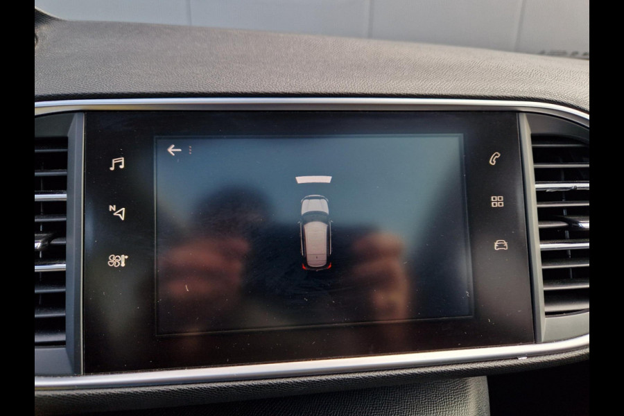 Peugeot 308 1.2 PureTech /Led /Pano /Carplay /Android auto