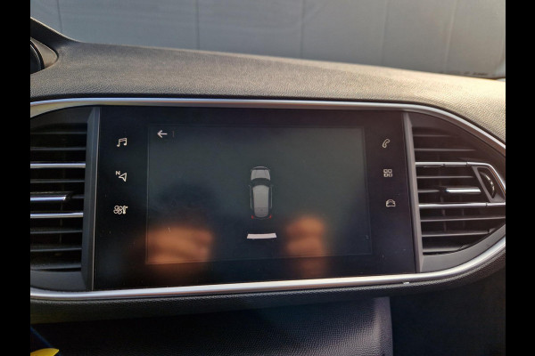 Peugeot 308 1.2 PureTech /Led /Pano /Carplay /Android auto