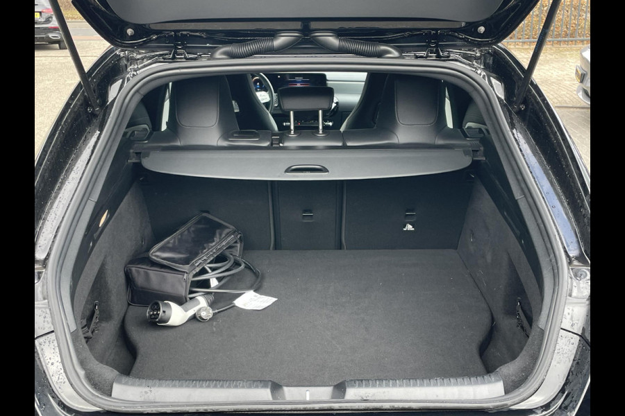 Mercedes-Benz CLA-Klasse Shooting Brake 250 e AMG Line PANO | CAMERA | RIJKLAAR INCL. 12 MND. BOVAGGARANTIE