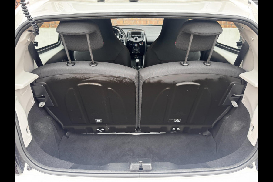 Citroën C1 1.0 VTi Feel / Airco / NED-C1 / Bluetooth / C.V. met Afstandsbediening + Elek. Pakket