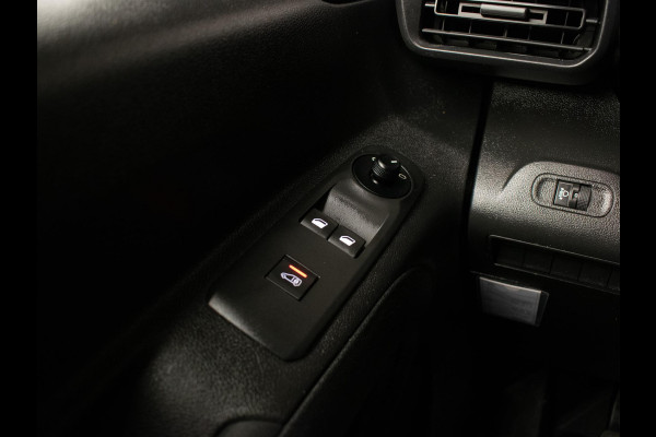 Citroën Berlingo 1.5 BlueHDI Club Sport (APPLE CARPLAY,NAVI,AIRCO,SCHUIFDEUR,CRUISE,PDC,BLOCKSHAFT SLOTEN,SPORTSTOELEN,NETTESTAAT)