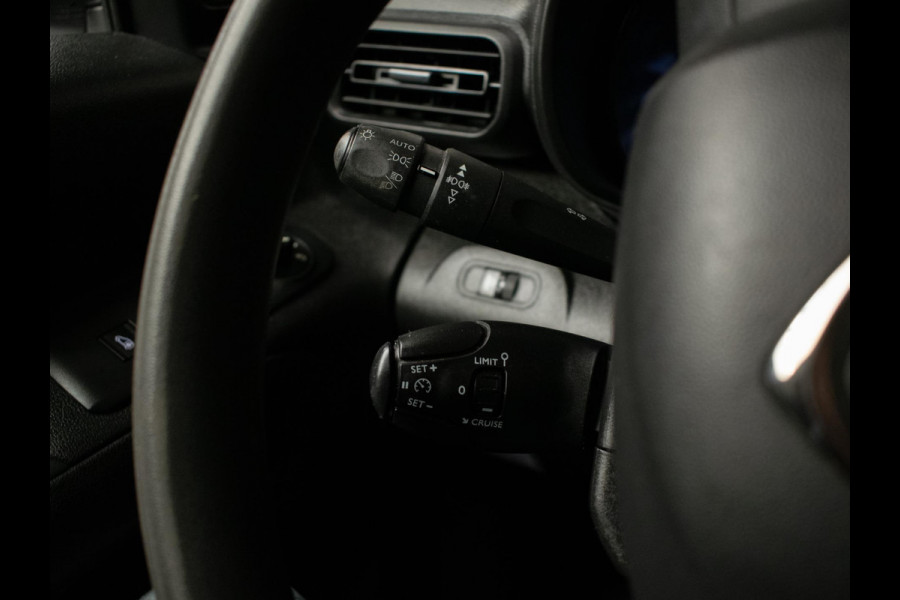 Citroën Berlingo 1.5 BlueHDI Club Sport (APPLE CARPLAY,NAVI,AIRCO,SCHUIFDEUR,CRUISE,PDC,BLOCKSHAFT SLOTEN,SPORTSTOELEN,NETTESTAAT)