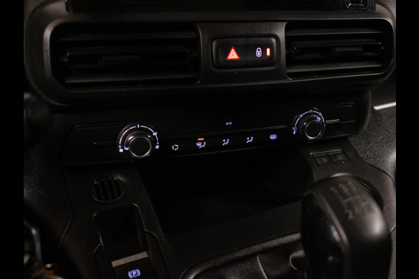 Citroën Berlingo 1.5 BlueHDI Club Sport (APPLE CARPLAY,NAVI,AIRCO,SCHUIFDEUR,CRUISE,PDC,BLOCKSHAFT SLOTEN,SPORTSTOELEN,NETTESTAAT)