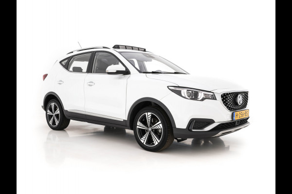 MG ZS EV Luxury 45 kWh (INCL-BTW) *PANO | FULL-LEATHER | CCS-FASTLOADER | KEYLESS | NAVI-FULLMAP | ADAPTIVE-CRUISE | CAMERA | HEATED-SPORT-SEATS | CARPLAY | BLINDSPOT | DAB | LANE-ASSIST | 17"ALU*