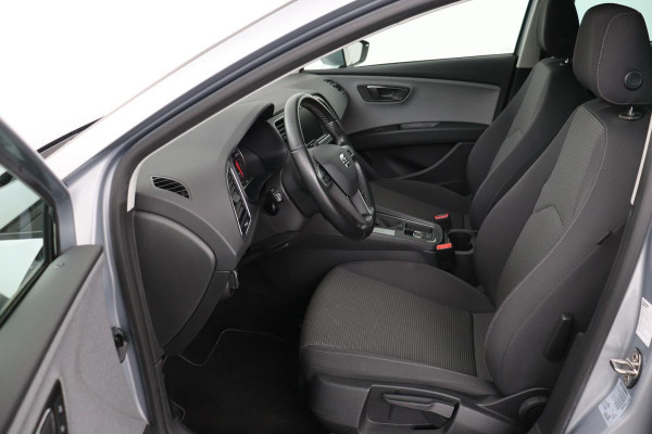Seat Leon 1.0 TSI Style | Full LED | Carplay | Keyless | Navigatie | Parkeerhulp | Climate control | Cruise control | Getint glas