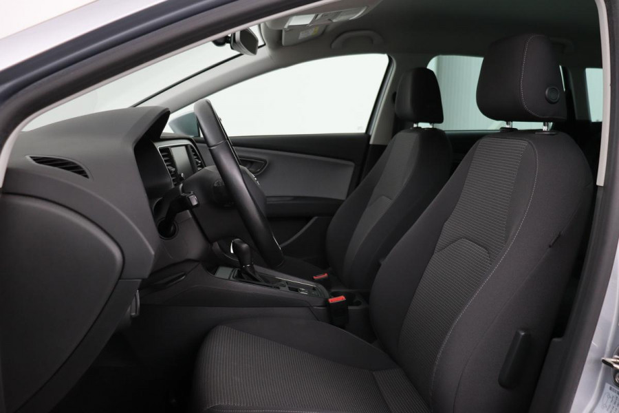 Seat Leon 1.0 TSI Style | Full LED | Carplay | Keyless | Navigatie | Parkeerhulp | Climate control | Cruise control | Getint glas