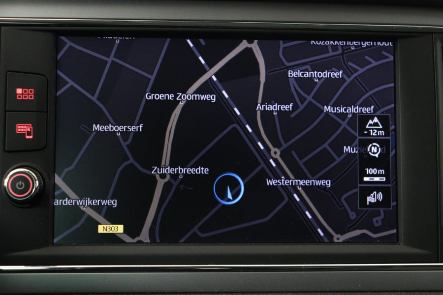 Seat Leon 1.0 TSI Style | Full LED | Carplay | Keyless | Navigatie | Parkeerhulp | Climate control | Cruise control | Getint glas