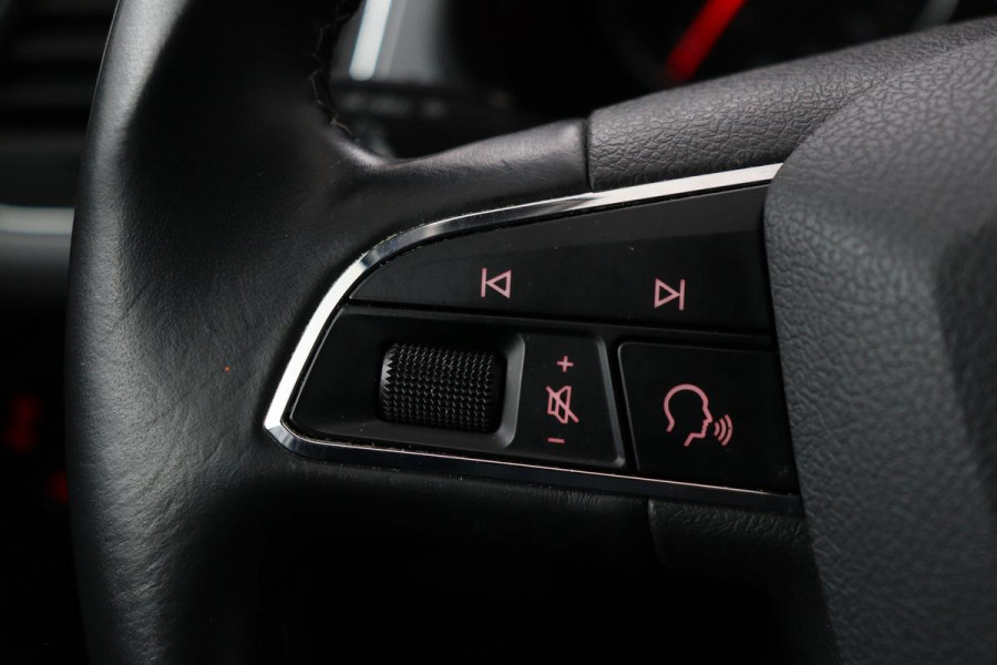 Seat Leon 1.0 TSI Style | Full LED | Carplay | Keyless | Navigatie | Parkeerhulp | Climate control | Cruise control | Getint glas