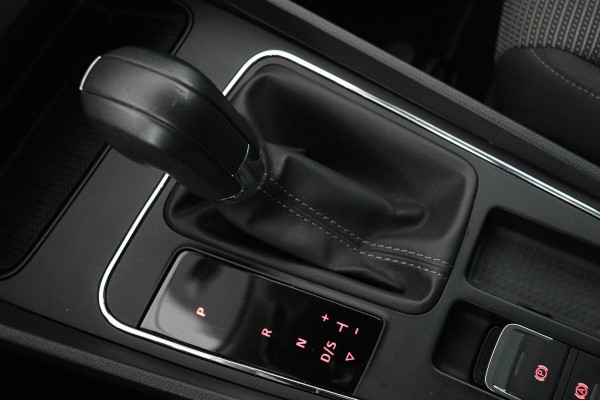 Seat Leon 1.0 TSI Style | Full LED | Carplay | Keyless | Navigatie | Parkeerhulp | Climate control | Cruise control | Getint glas
