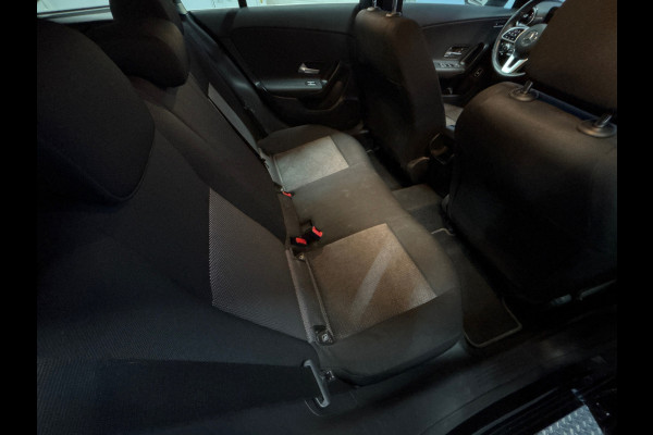 Mercedes-Benz CLA-Klasse Shooting Brake 200 Business Solution