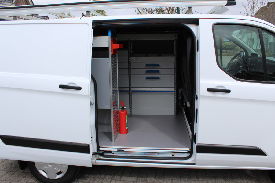 Ford Transit Custom 280 2.0 TDCI 105PK Euro6 Trend ✓ Sortimo inrichting ✓ imperiaal ✓ trekhaak ✓ navigatie