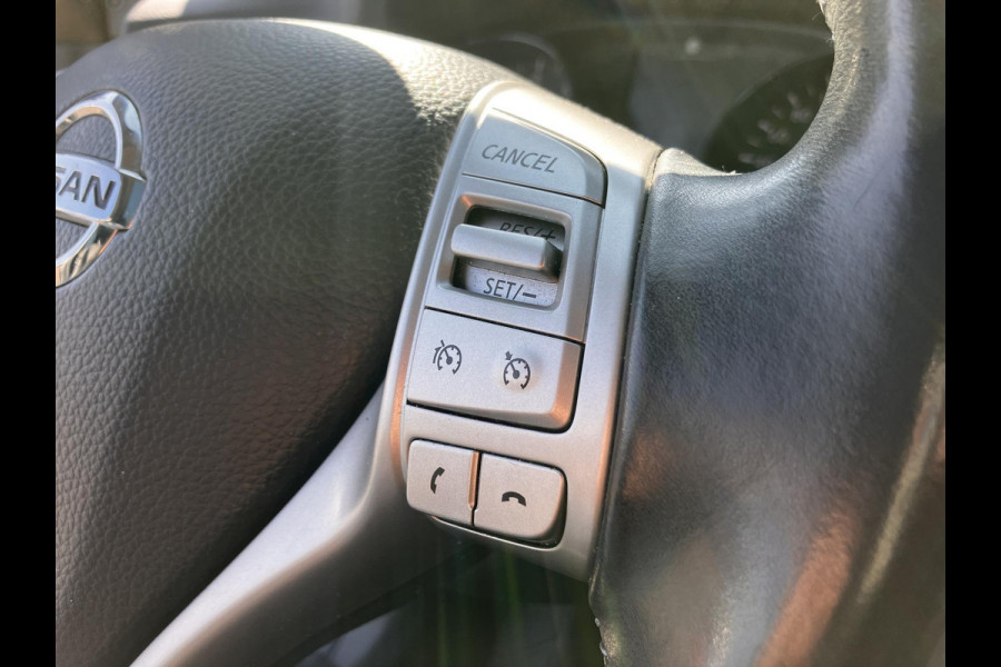 Nissan QASHQAI 1.2 Tekna | Pano | Trekhaak | Leer | NAP