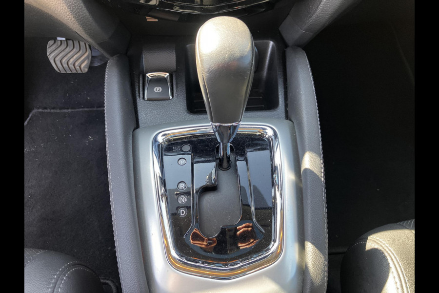 Nissan QASHQAI 1.2 Tekna | Pano | Trekhaak | Leer | NAP