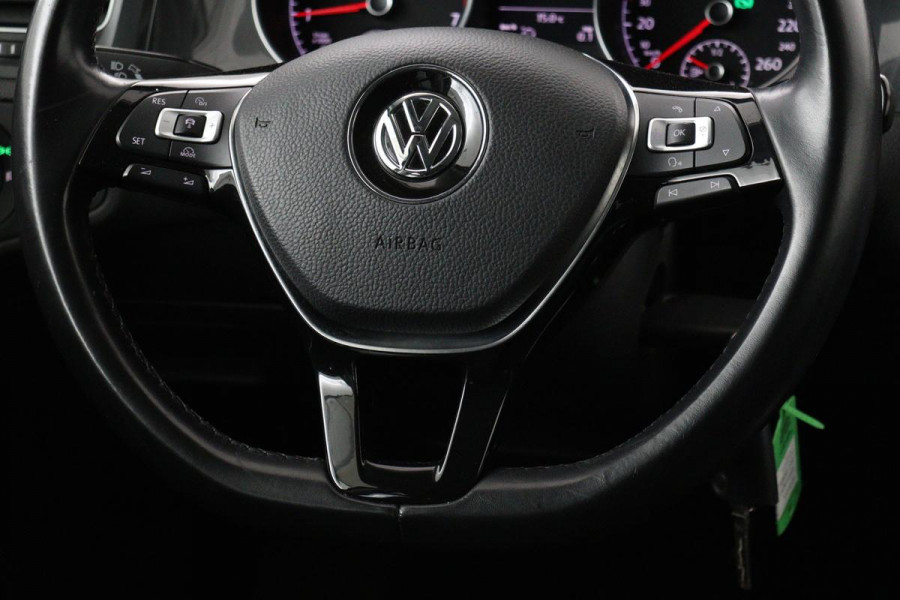 Volkswagen Golf 1.0 TSI Comfortline | Automaat | Adaptive cruise | Carplay | Navigatie | PDC | Climate control | Bluetooth