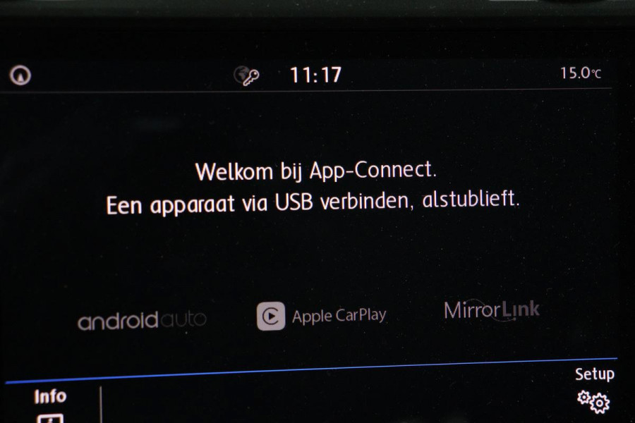 Volkswagen Golf 1.0 TSI Comfortline | Automaat | Adaptive cruise | Carplay | Navigatie | PDC | Climate control | Bluetooth