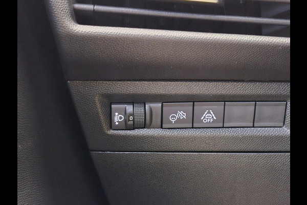 Opel Frontera Electric GS 44 kWh Navigatie | Achteruitrijcamera | Stoel/Stuurverwarming | Apple Carplay/Android Auto | Voorruitverwarming |
