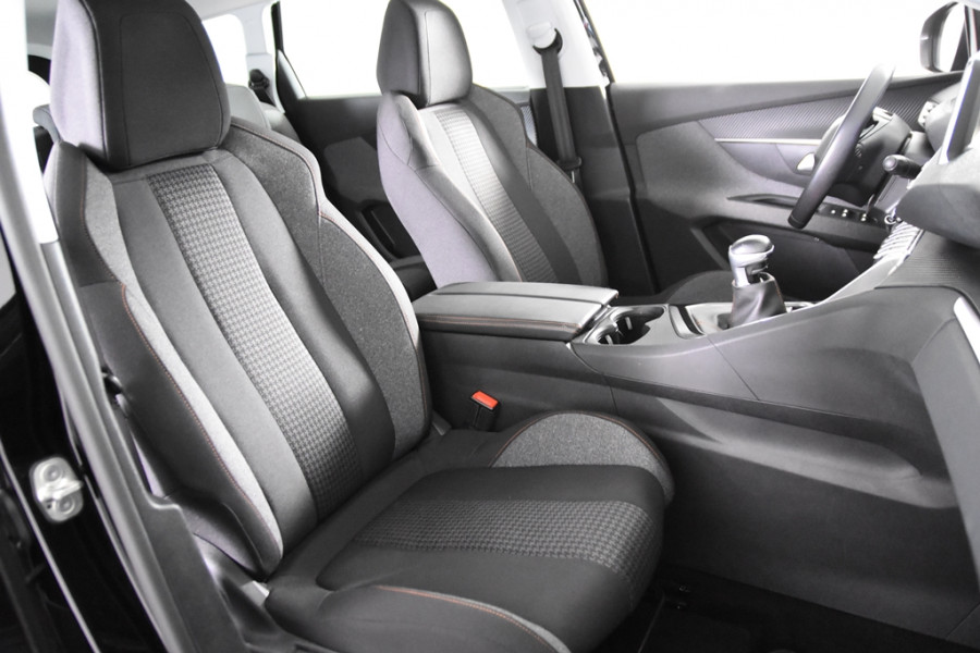 Peugeot 5008 1.5 BlueHDI *1.Hand*Trekhaak*Park assist*