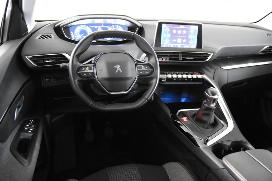 Peugeot 5008 1.5 BlueHDI *1.Hand*Trekhaak*Park assist*