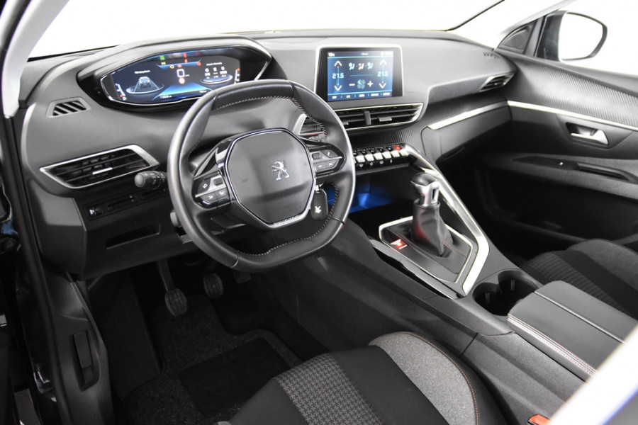 Peugeot 5008 1.5 BlueHDI *1.Hand*Trekhaak*Park assist*