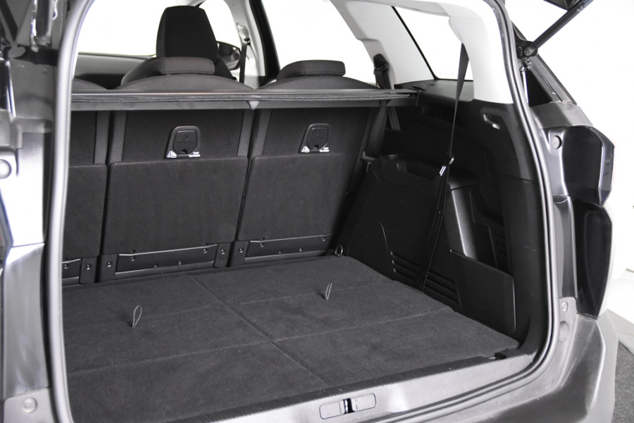 Peugeot 5008 1.5 BlueHDI *1.Hand*Trekhaak*Park assist*