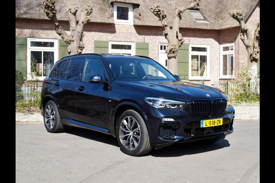 BMW X5 xDrive45e High Executive | M-Pakket | Glazen Panorama-dak | Camera | NL-Auto |