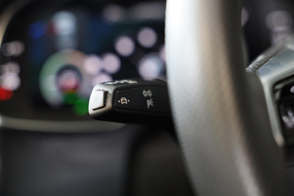 Audi A6 Limousine 55 TFSI e Quattro S6 Look / Head Up / Memory / Acc / F1 / Lane Assist / Elek Stoelen / Open Pano / Matrix / Pdc