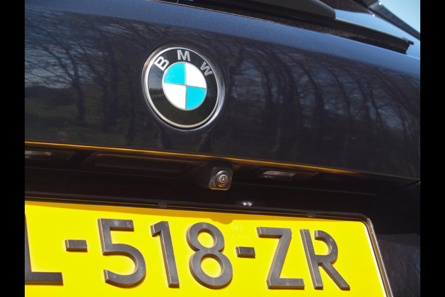BMW X5 xDrive45e High Executive | M-Pakket | Glazen Panorama-dak | Camera | NL-Auto |