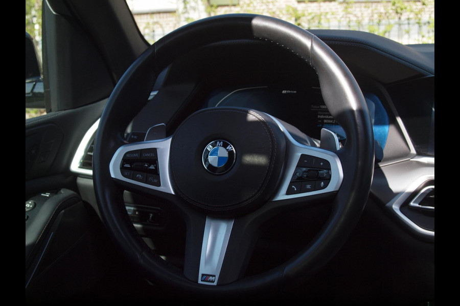 BMW X5 xDrive45e High Executive | M-Pakket | Glazen Panorama-dak | Camera | NL-Auto |