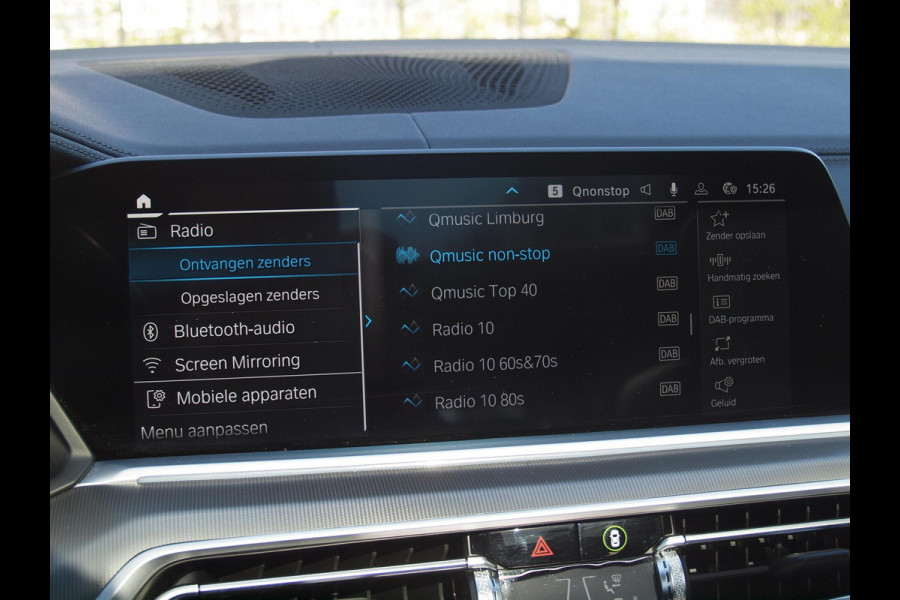 BMW X5 xDrive45e High Executive | M-Pakket | Glazen Panorama-dak | Camera | NL-Auto |