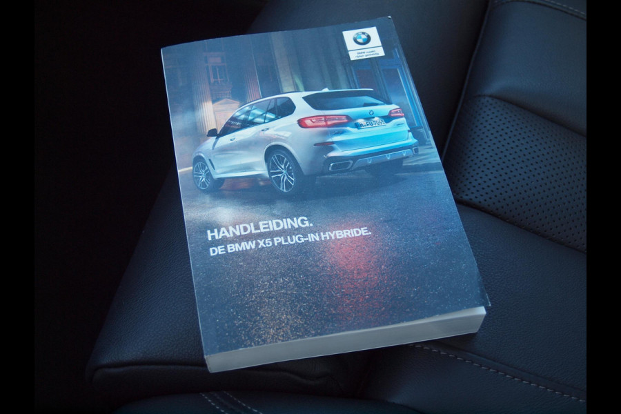 BMW X5 xDrive45e High Executive | M-Pakket | Glazen Panorama-dak | Camera | NL-Auto |
