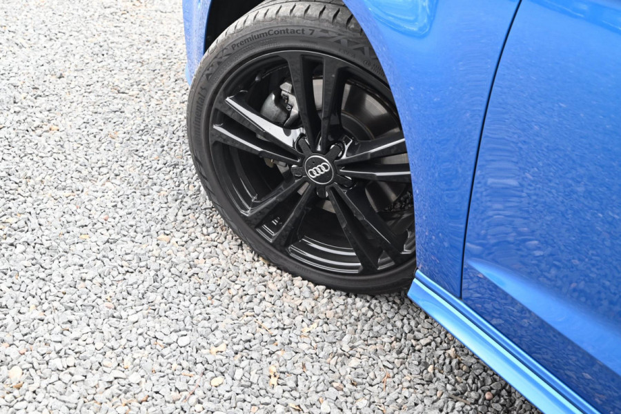Audi A3 Sportback 40 e-tron 204 PK S-Line Adaptive Virtual Camera Matrix App-Connect 18''